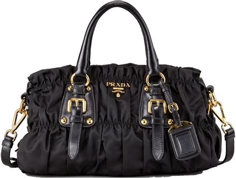 harga bag prada original.